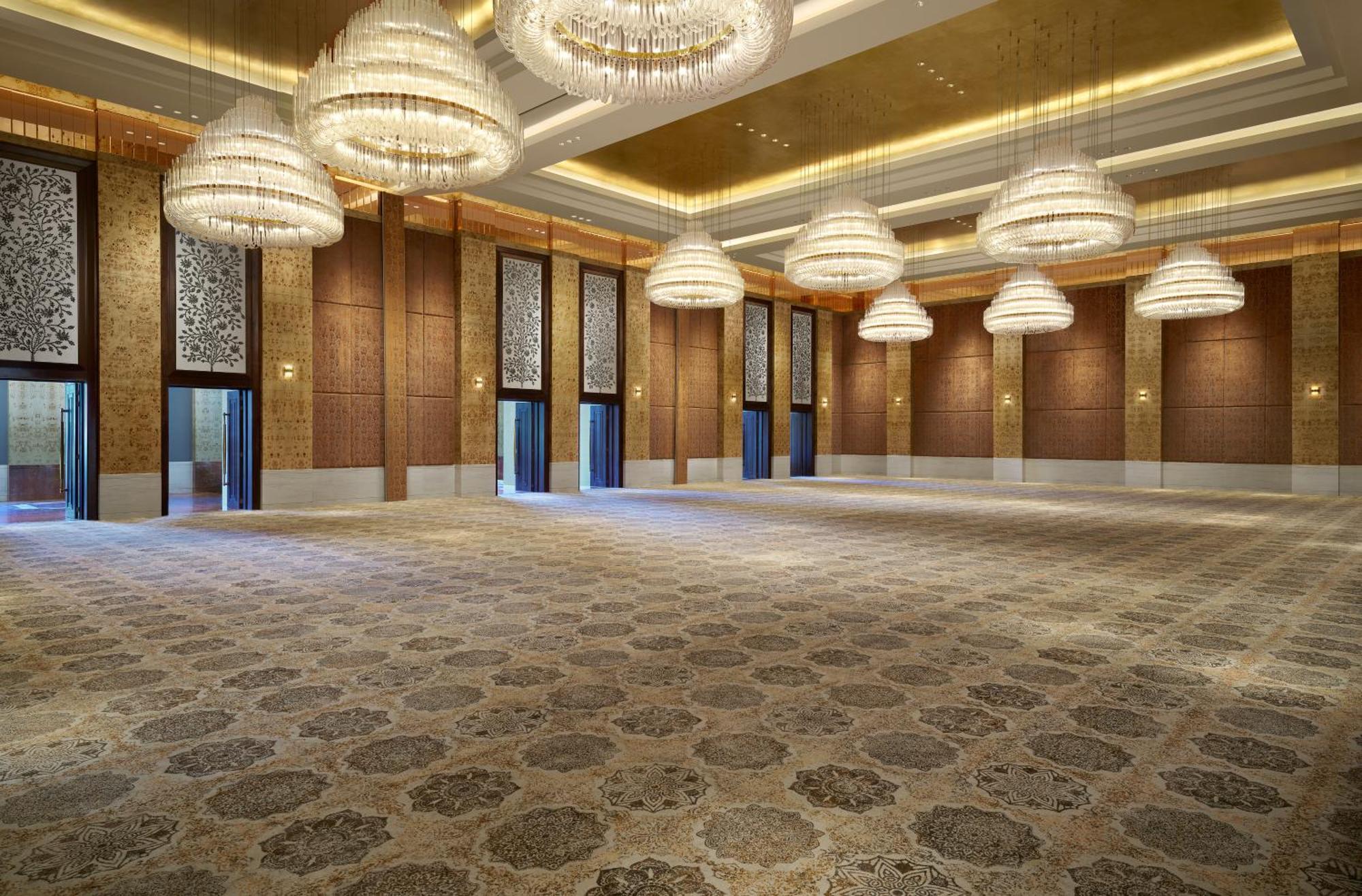 The Leela Gandhinagar Hotel Exterior foto